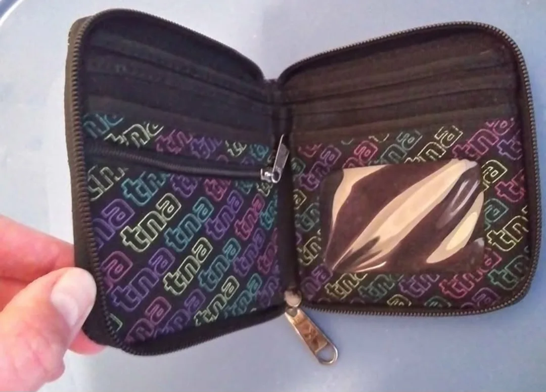 "TNA" wallet image indicator(2)