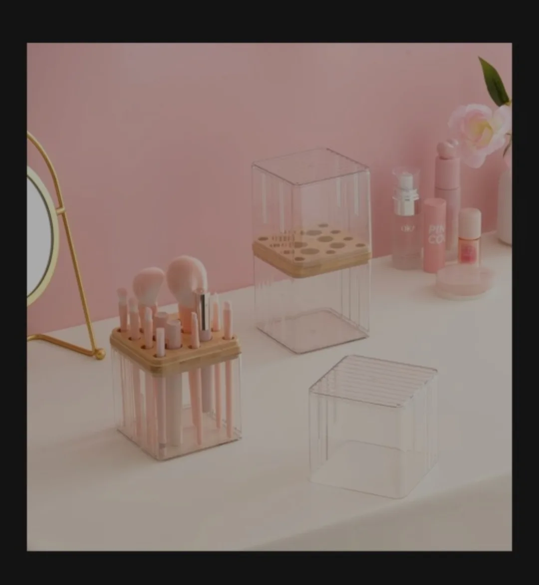 Makeup Brush Holder with Cover image indicator(5)