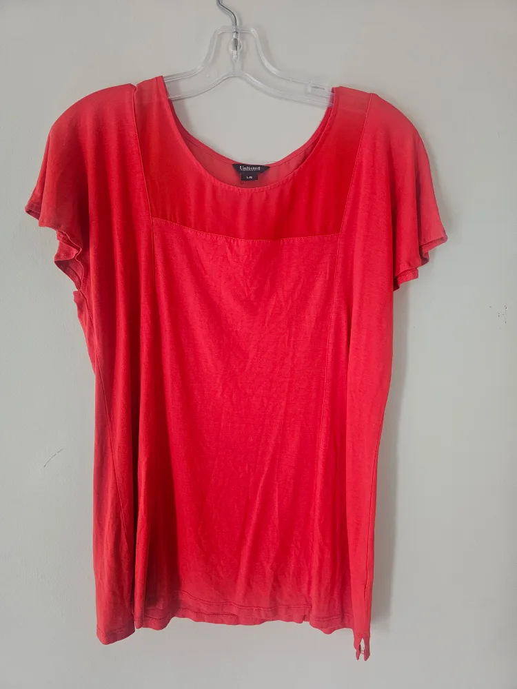 Women's Top - Size L thumbnail