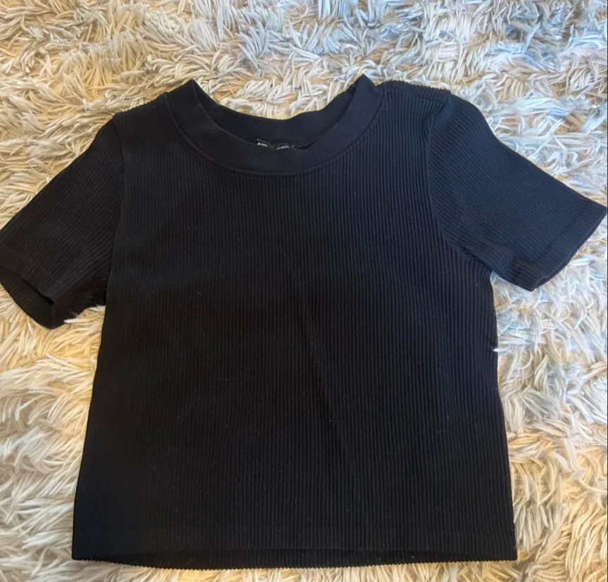 Black Zara Crop Top thumbnail