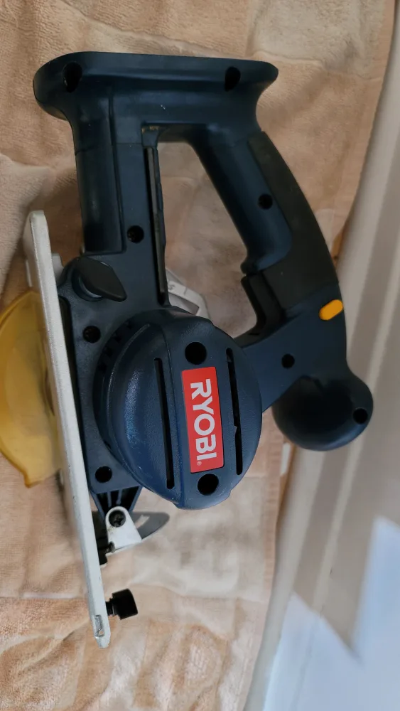 RYOBI 18V Circular Saw thumbnail