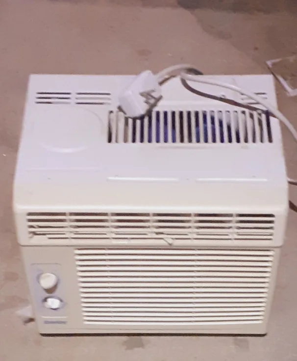 Danby Window Air Conditioner thumbnail