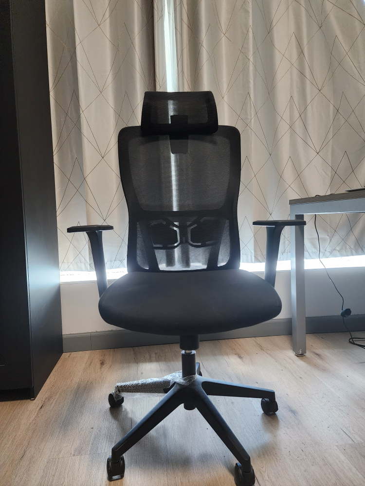 Black Ergonomic Office Chair - photo 3