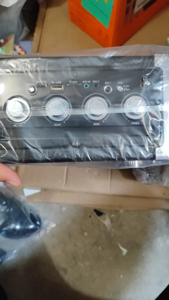 Wireless Karaoke Speaker with Microphone image indicator(9)