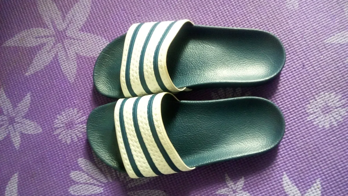 Free Adidas Adilette Slides - Size Unknown image indicator(3)