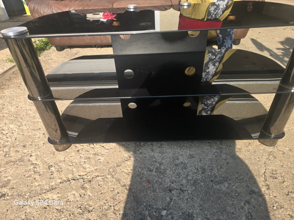 Sonax Black Glass TV Stand image indicator(3)