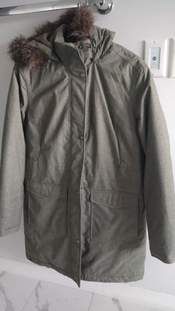 Wind River Winter Coat with fur hood