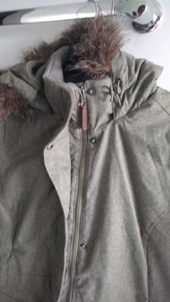Wind River Winter Coat with fur hood - photo 2