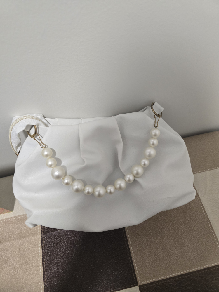 Elegant White Handbag