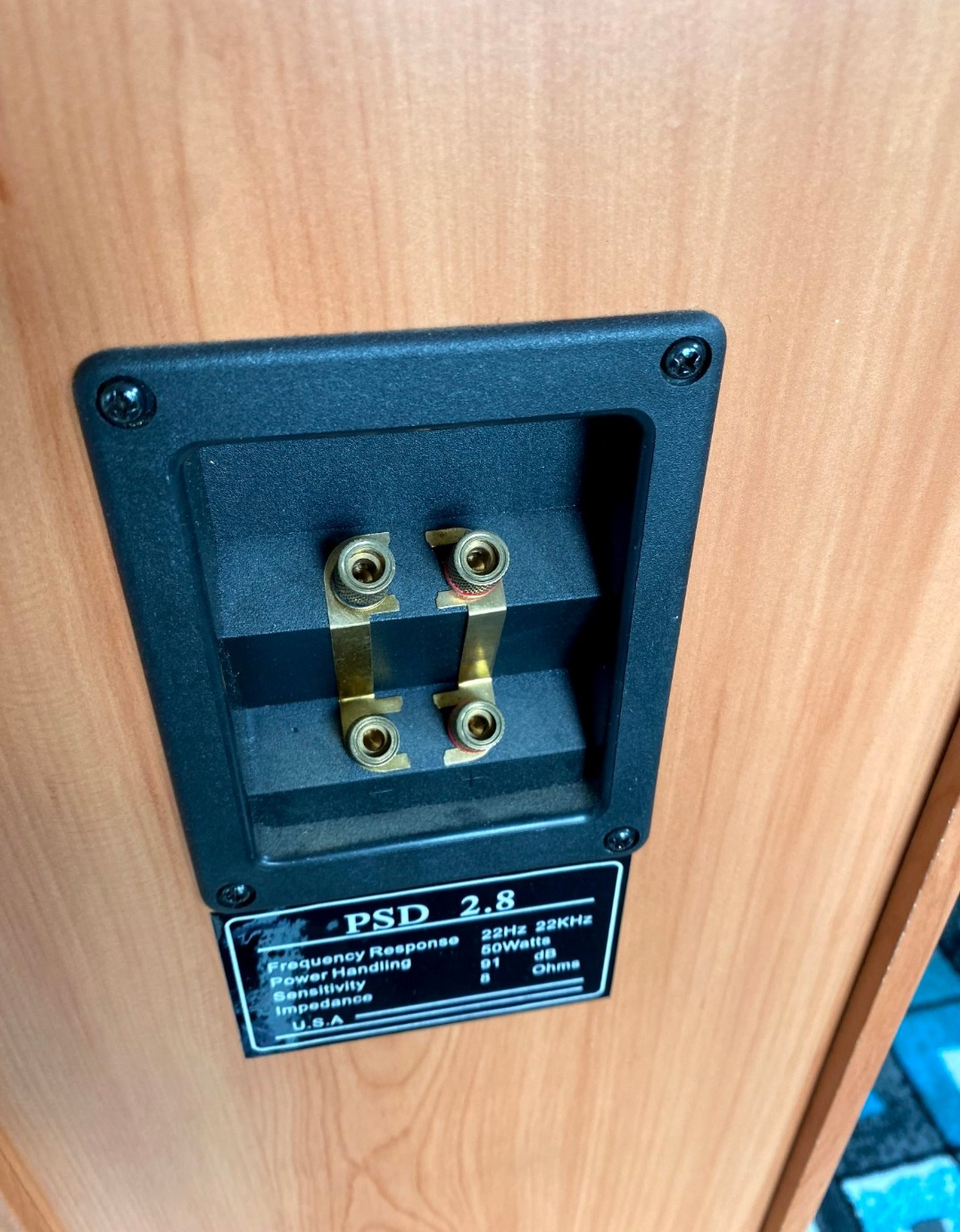 Pair of Tower Speakers - photo 5