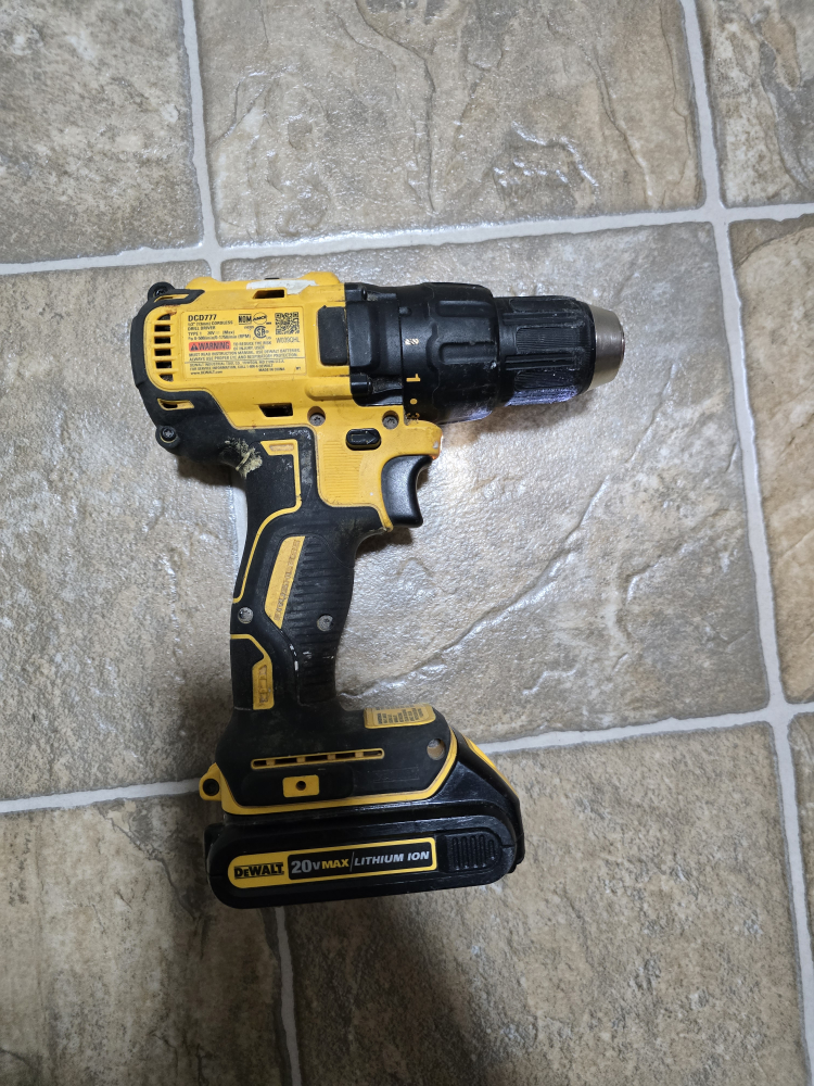 dewalt compact drill dcd777