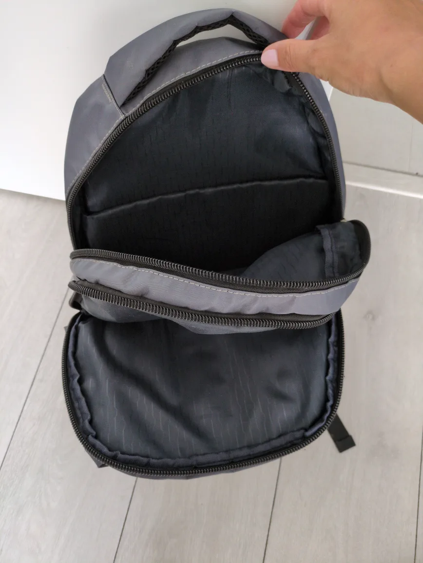 space grey backpack with laptop compartment image indicator(3)
