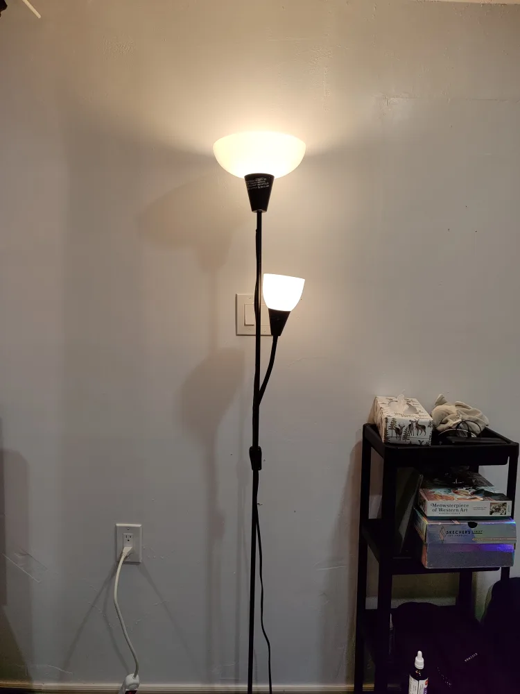 Floor Lamp thumbnail