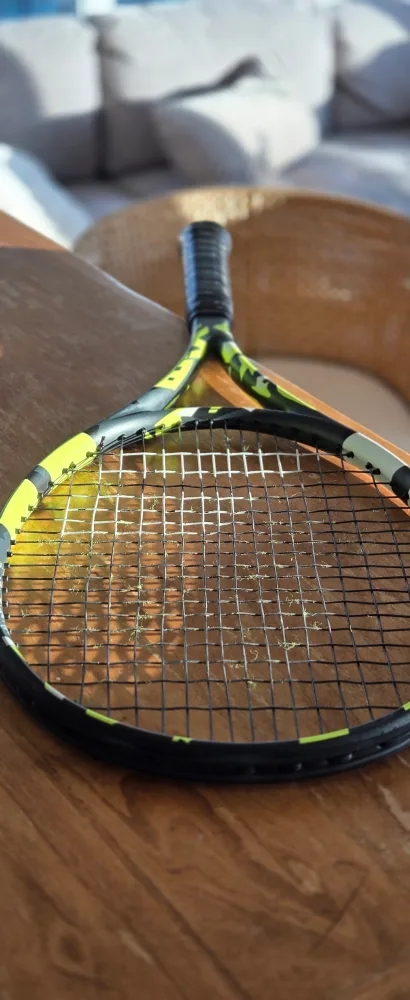 Babolat Pure Aero Tennis Racquet : Barely used image indicator(2)