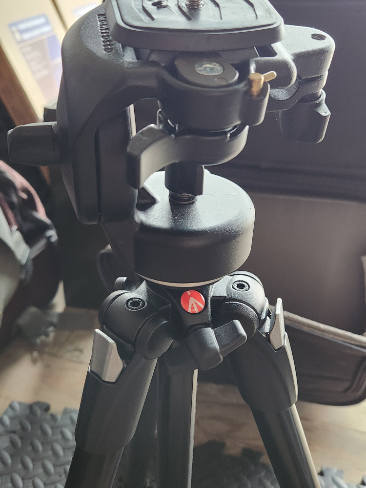 Manfrotto 290 Xtra Tripod with Bag - photo 4