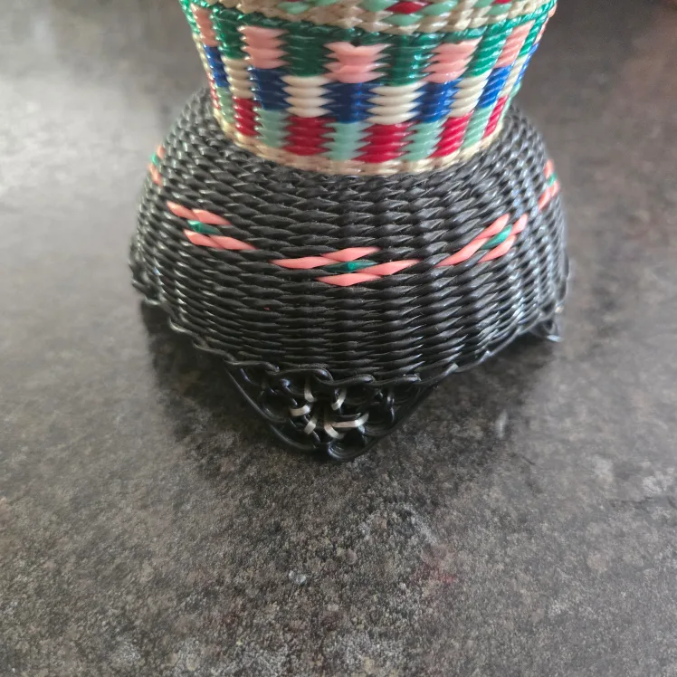 Vintage 1960s Scoubidou vases with Chinoiserie motif 10.5 " image indicator(5)