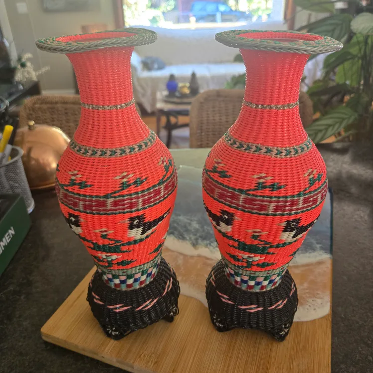 Vintage 1960s Scoubidou vases with Chinoiserie motif 10.5 " image indicator(7)