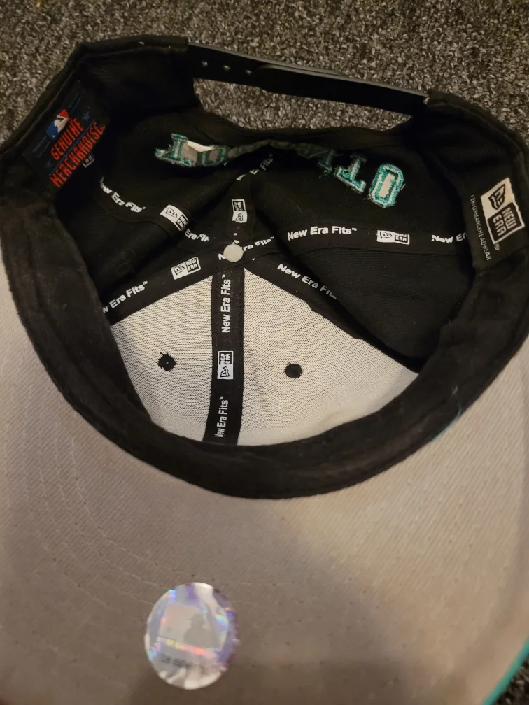 New Era Toronto Blue Jays Fitted Cap Lot - Size 7 3/8 image indicator(3)