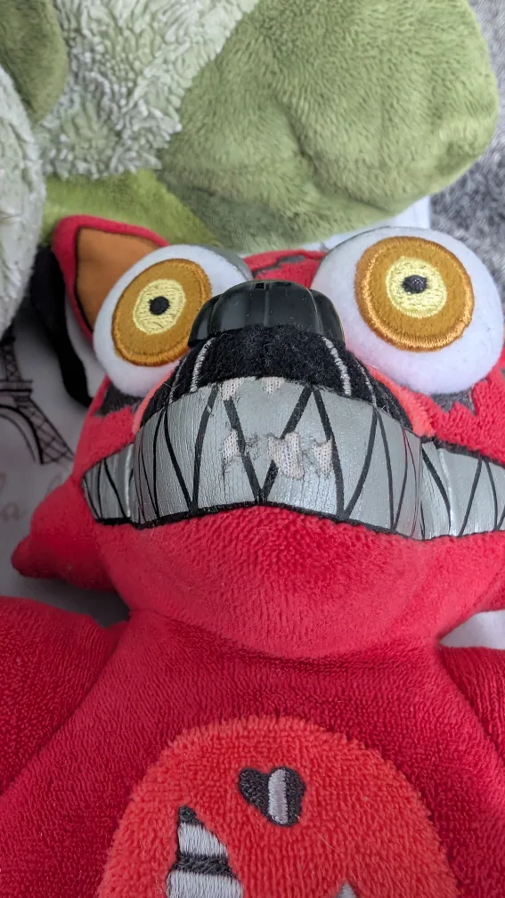 🦊 Funko Nightmare Foxy Plush – Five Nights at Freddy’s 4 🦊 image indicator(2)