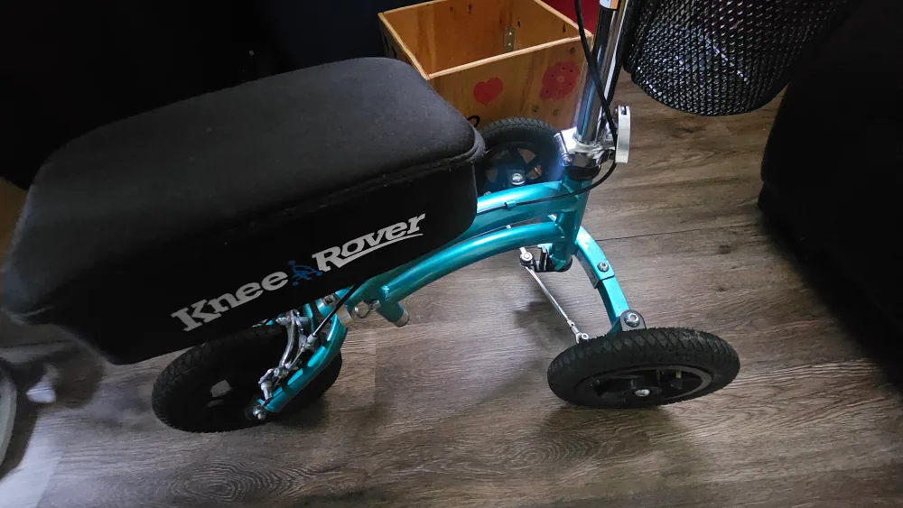 Knee Rover Knee Walker thumbnail