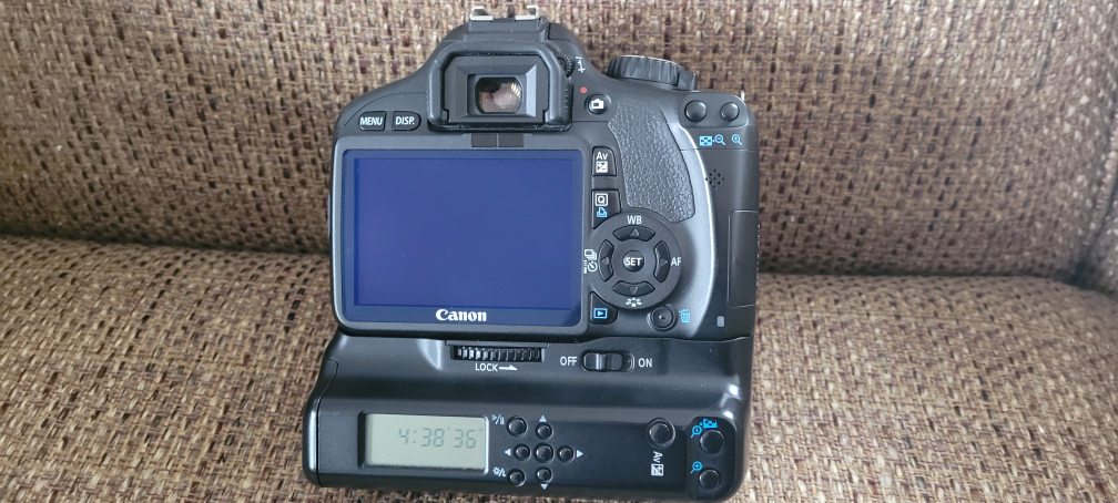 Canon T2i camera - photo 2