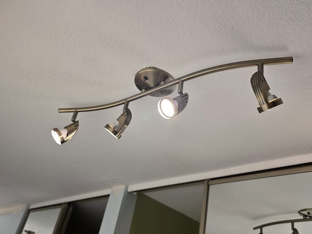 Track Lighting Fixture image indicator(4)