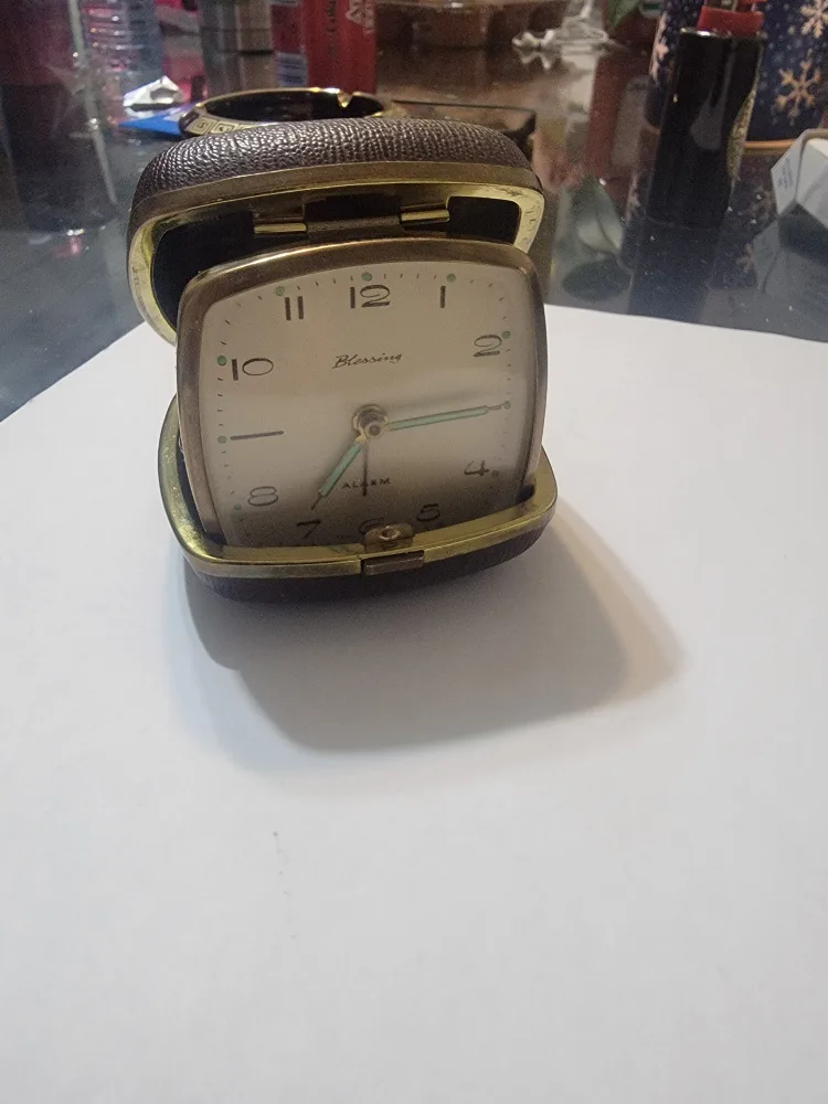 Blessing Vintage Travel Alarm Clock image indicator(2)