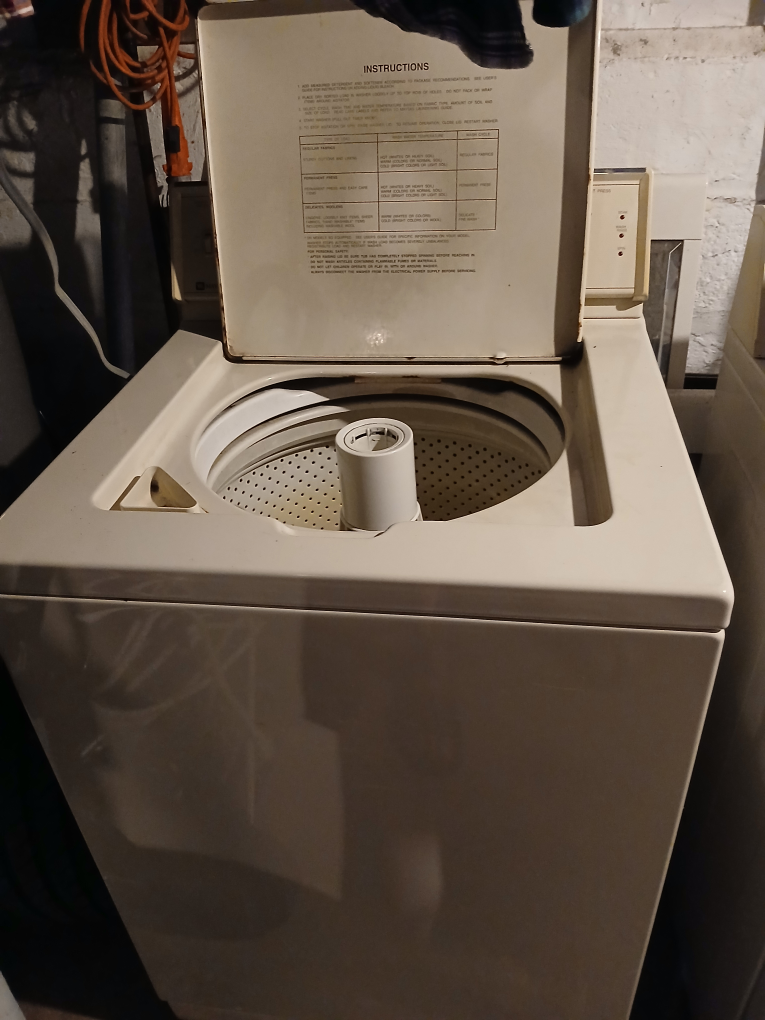 MayTag Washer - photo 3
