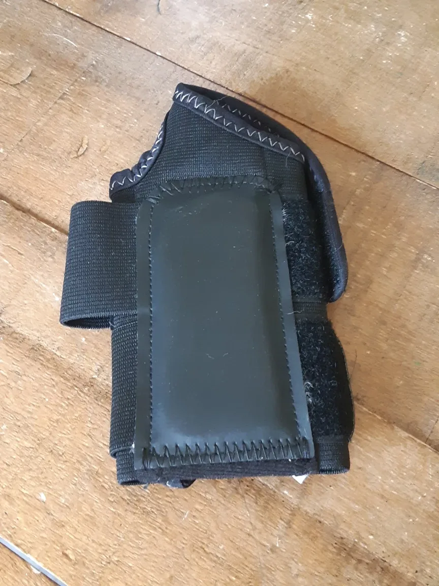 Ergodyne ProFlex #4010 Double Strap Wrist Support image indicator(3)