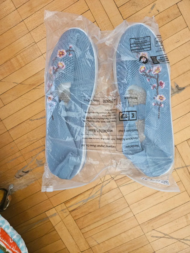 New Blue Floral Embroidered House Slippers thumbnail