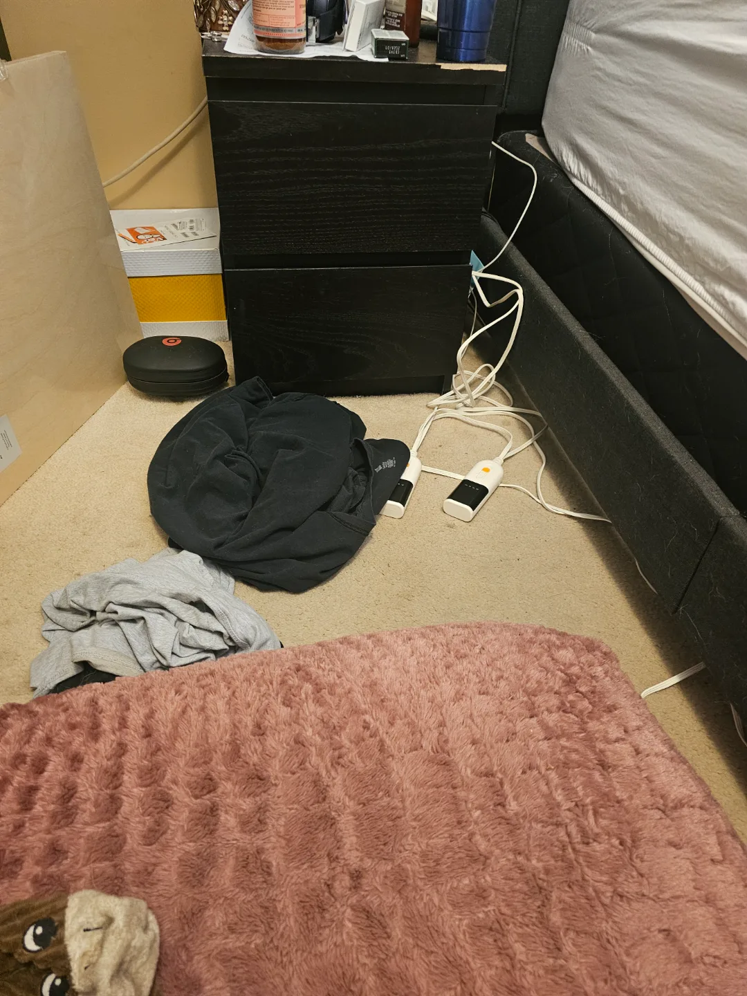 Black Six-Drawer Dresser and two night tables image indicator(2)