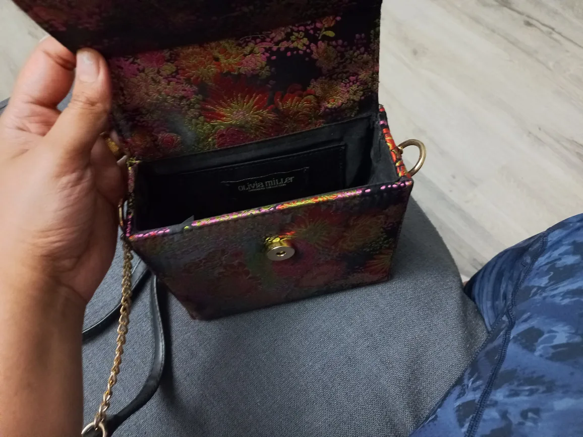 Olivia Miller Floral Cube Crossbody Bag image indicator(4)