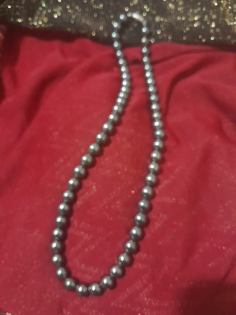 hematite necklace thumbnail