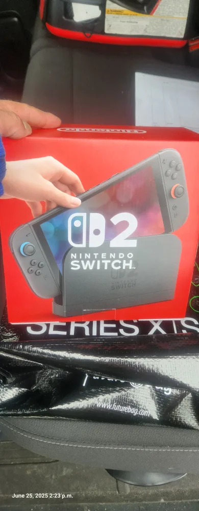 Nintendo Switch 2 super Mario bundle - New! image indicator(2)