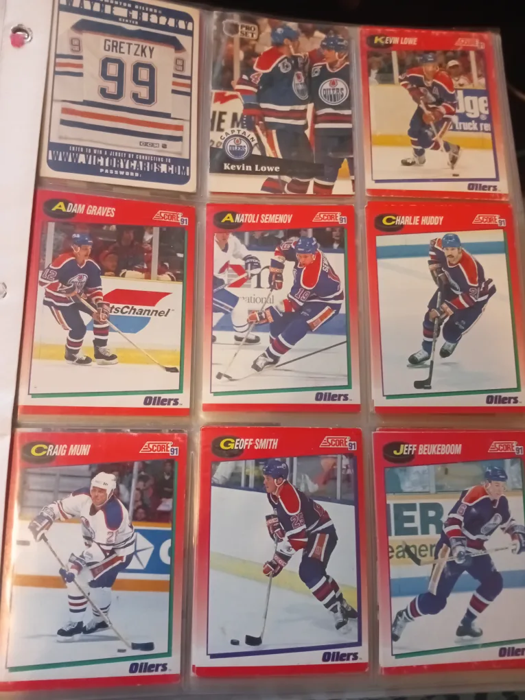 90s hockey cards, some have doubles. can drop off for extra fee
