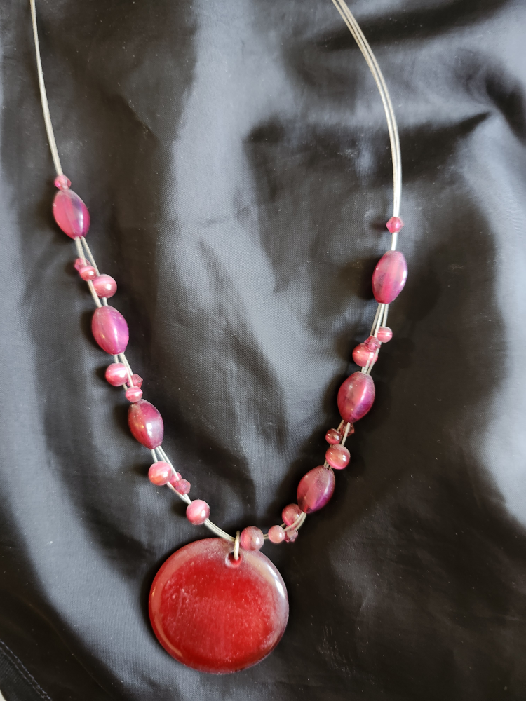 Wine Red Pendant Necklace #freecycle