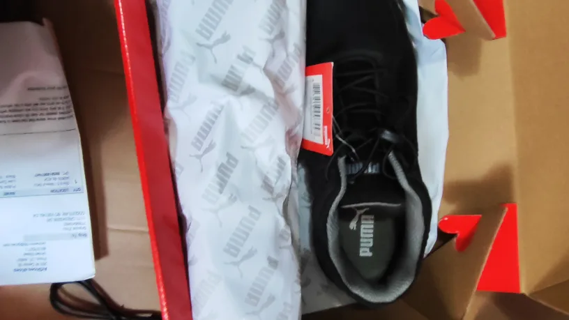 New PUMA Safety Shoes 8.5 image indicator(3)