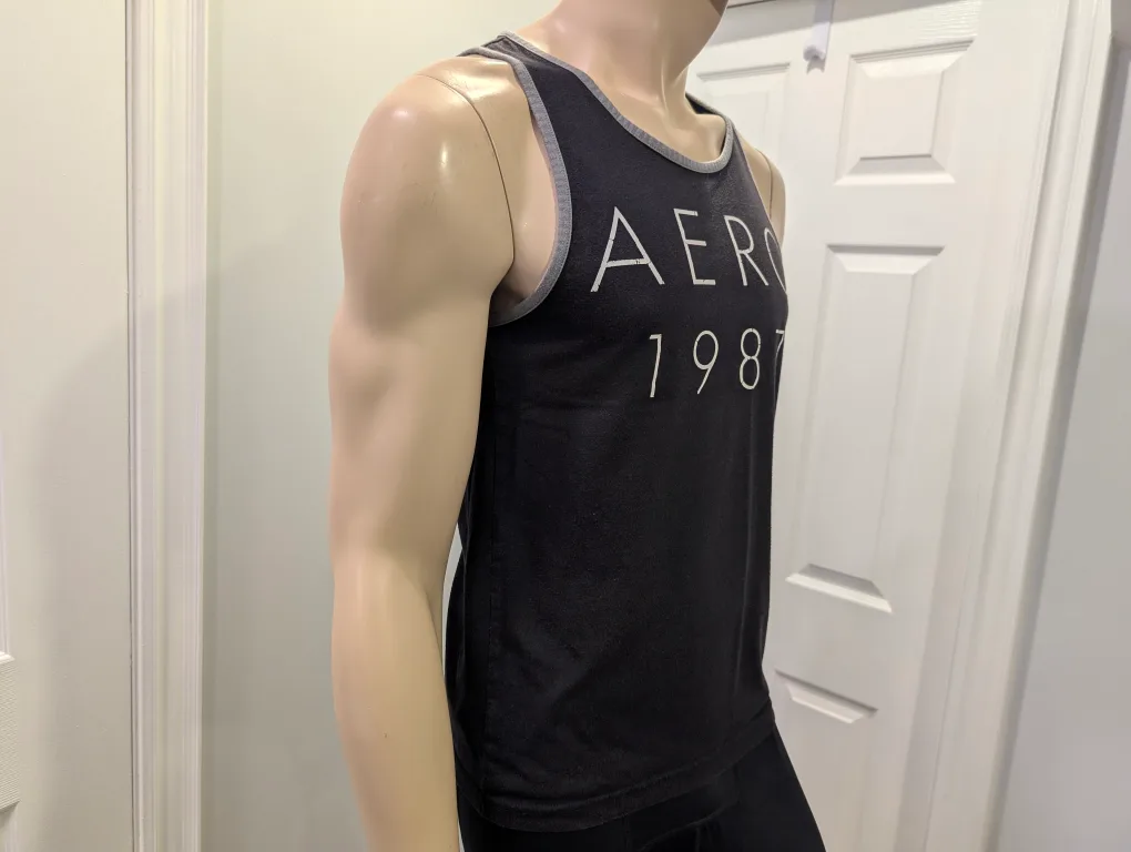 GUC - Men's Aeropostale Black Tank Top Size XS image indicator(2)