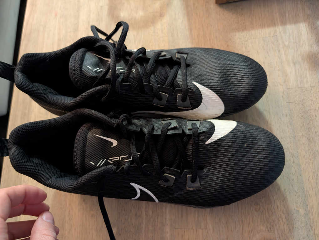 Nike Vapor Cleats - photo 2