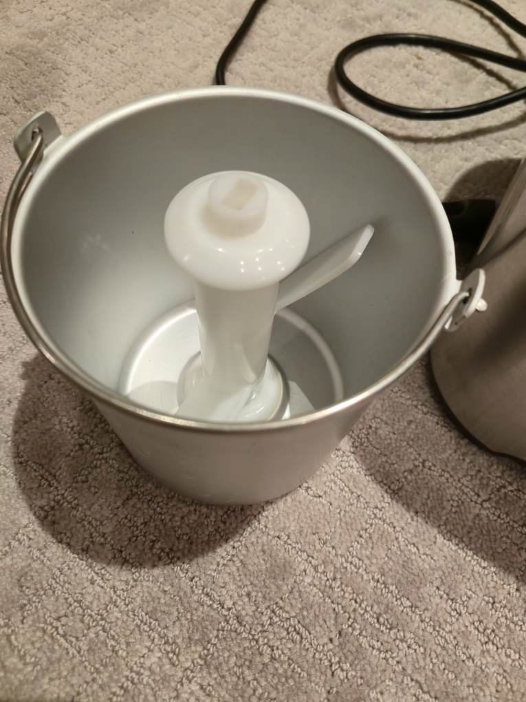 Breville BCI600XL Smart Scoop Ice Cream Maker - photo 3