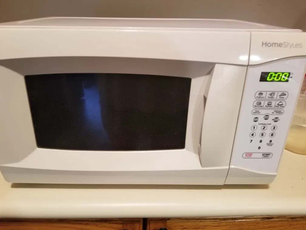 HomeStyles Microwave - White thumbnail