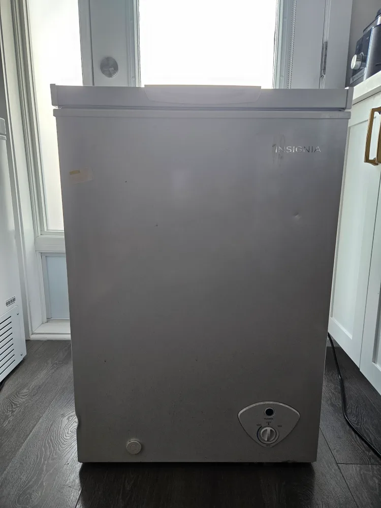 Chest Freezer thumbnail