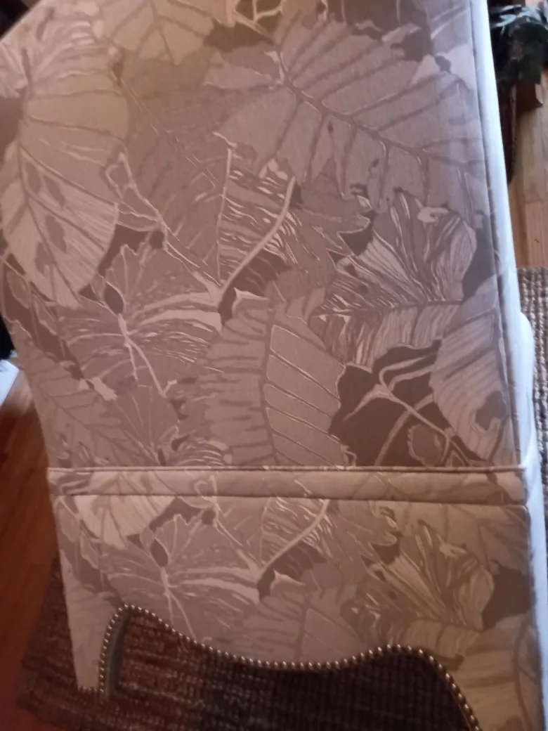 Armless Accent Chair image indicator(4)