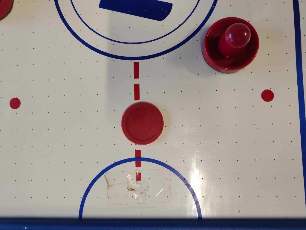 Air Hockey Table with Accessories image indicator(10)