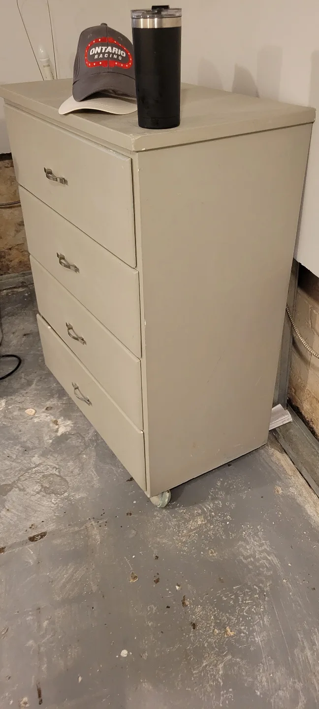 Grey Four Drawer Dresser image indicator(2)