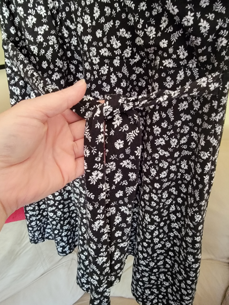 Rebel Sugar Black Floral Dress - photo 2