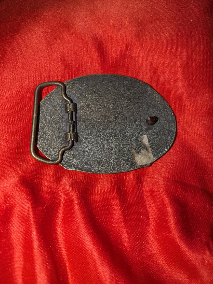 Crown Royal Belt Buckle image indicator(2)