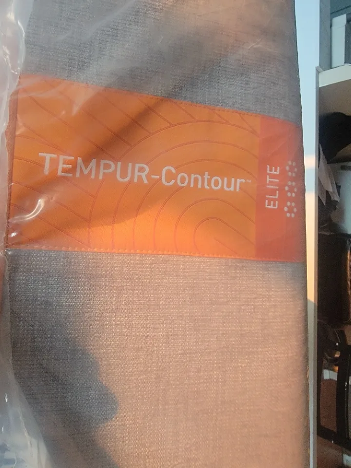 Very Lightly Used Tempur-Pedic Twin XL Mattress thumbnail