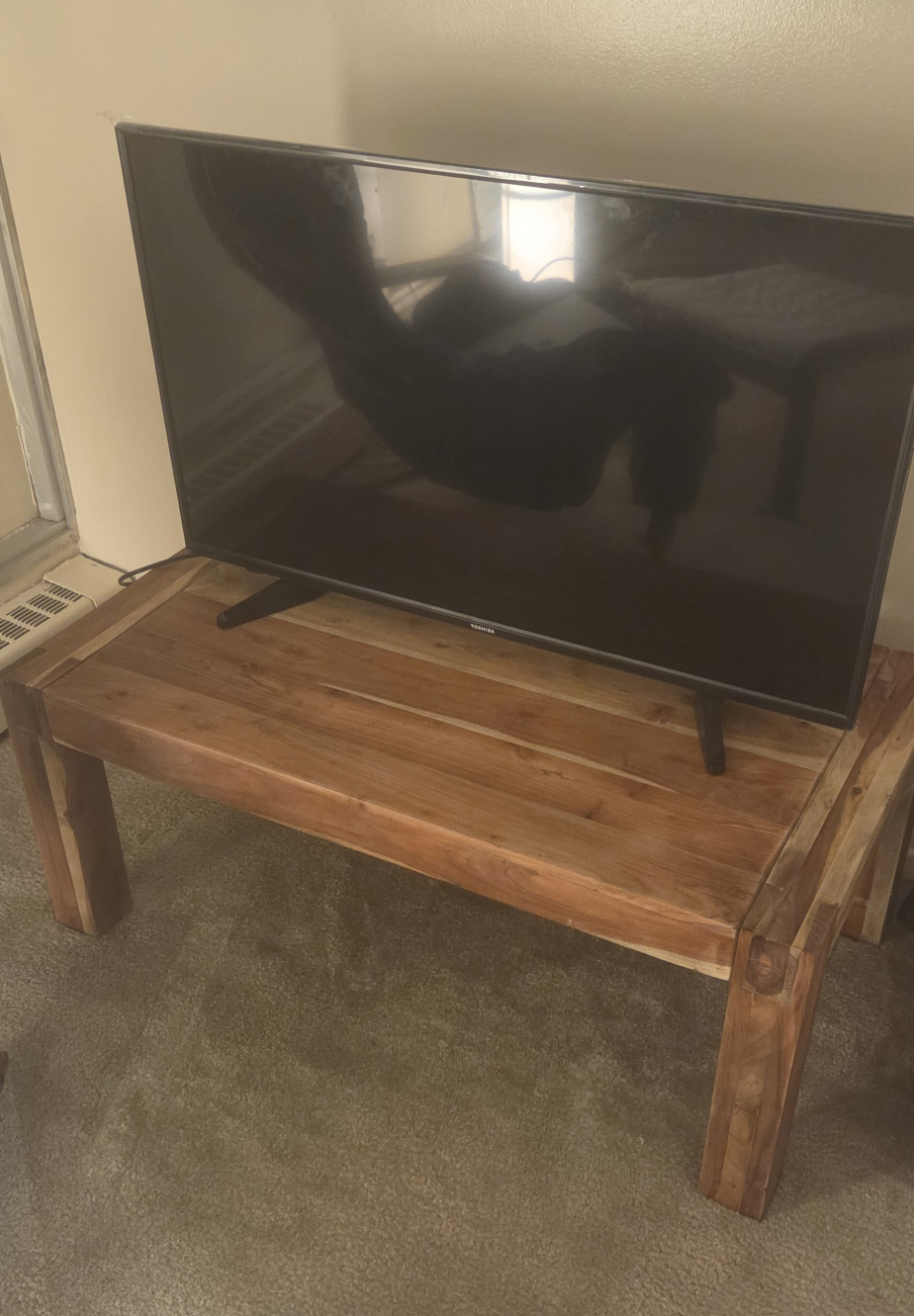 Solid Wood Coffee table
