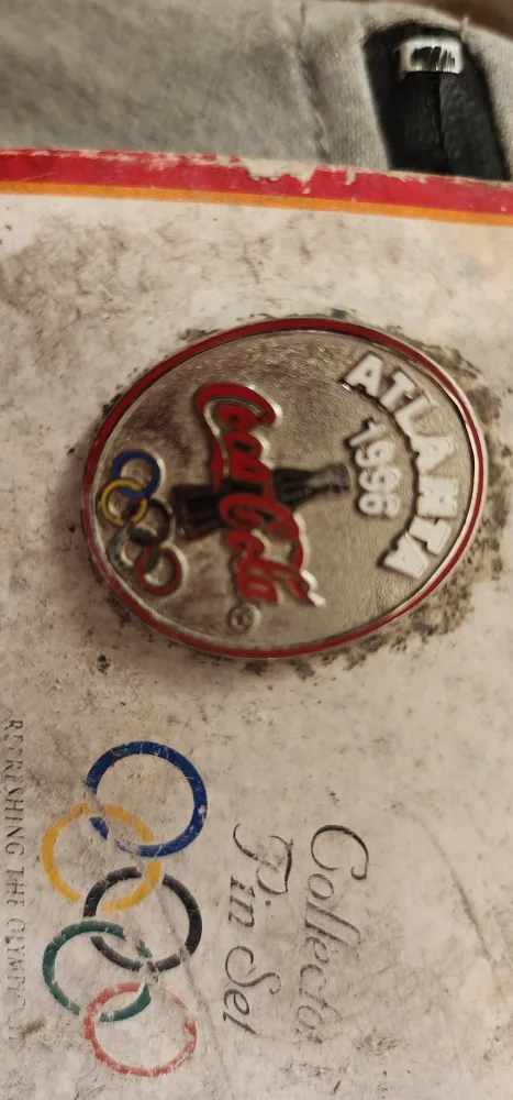 Coca-Cola Atlanta 1996 Olympic Pin Set image indicator(2)